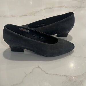 Arche nubuck leather pumps